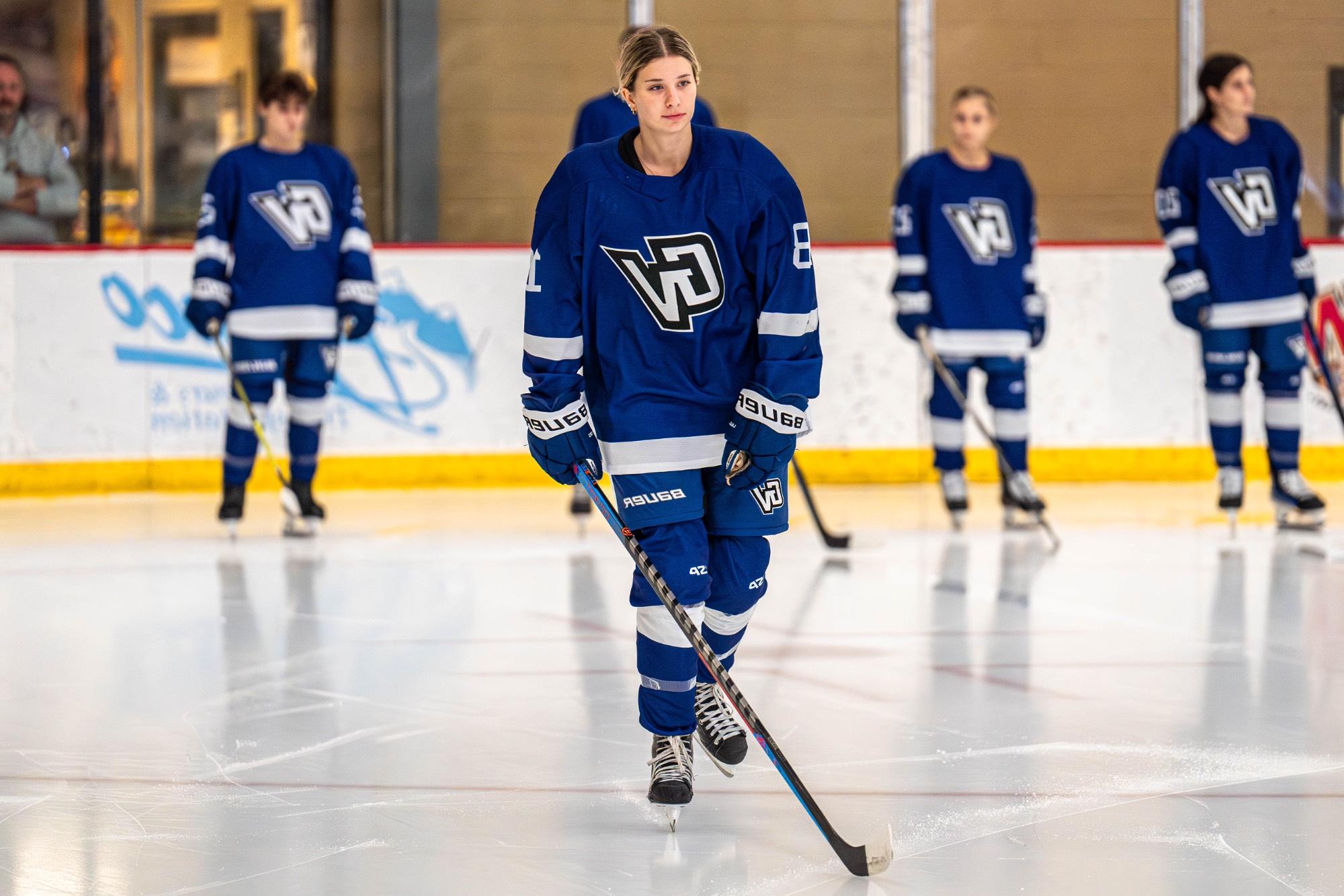 Women&#8217;s Ice Hockey Club